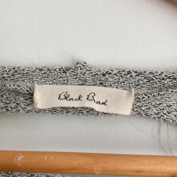 Black Bead| Stitched Skull Sweatshirt sz Small - Picture 3 of 9